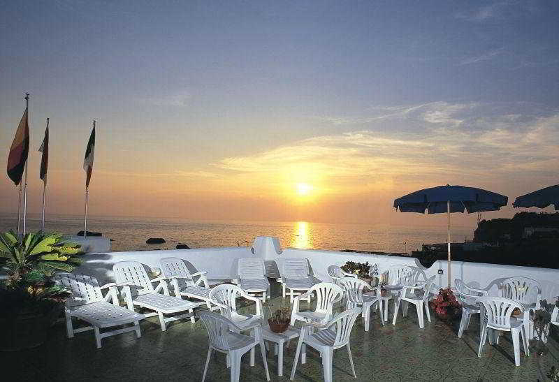 Hotel Punta Imperatore Forio  Ngoại thất bức ảnh